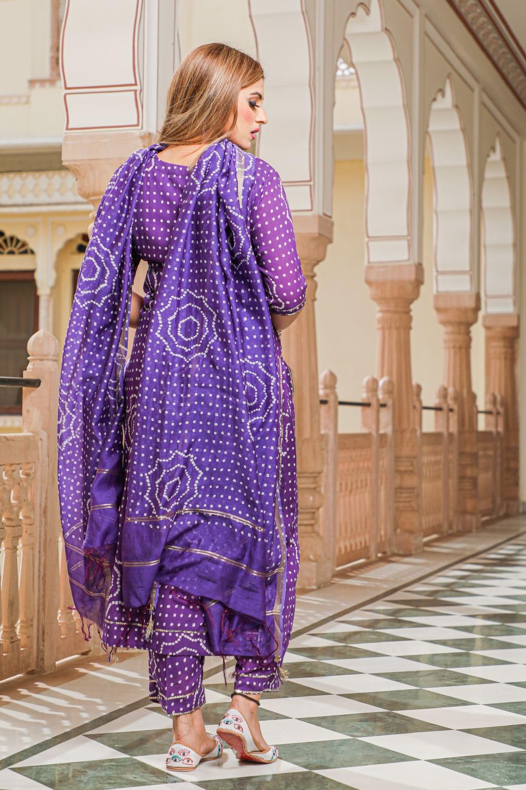 GoSriKi Women's Cotton Blend Straight Printed Kurta with Pant & Dupatta (Rajjo