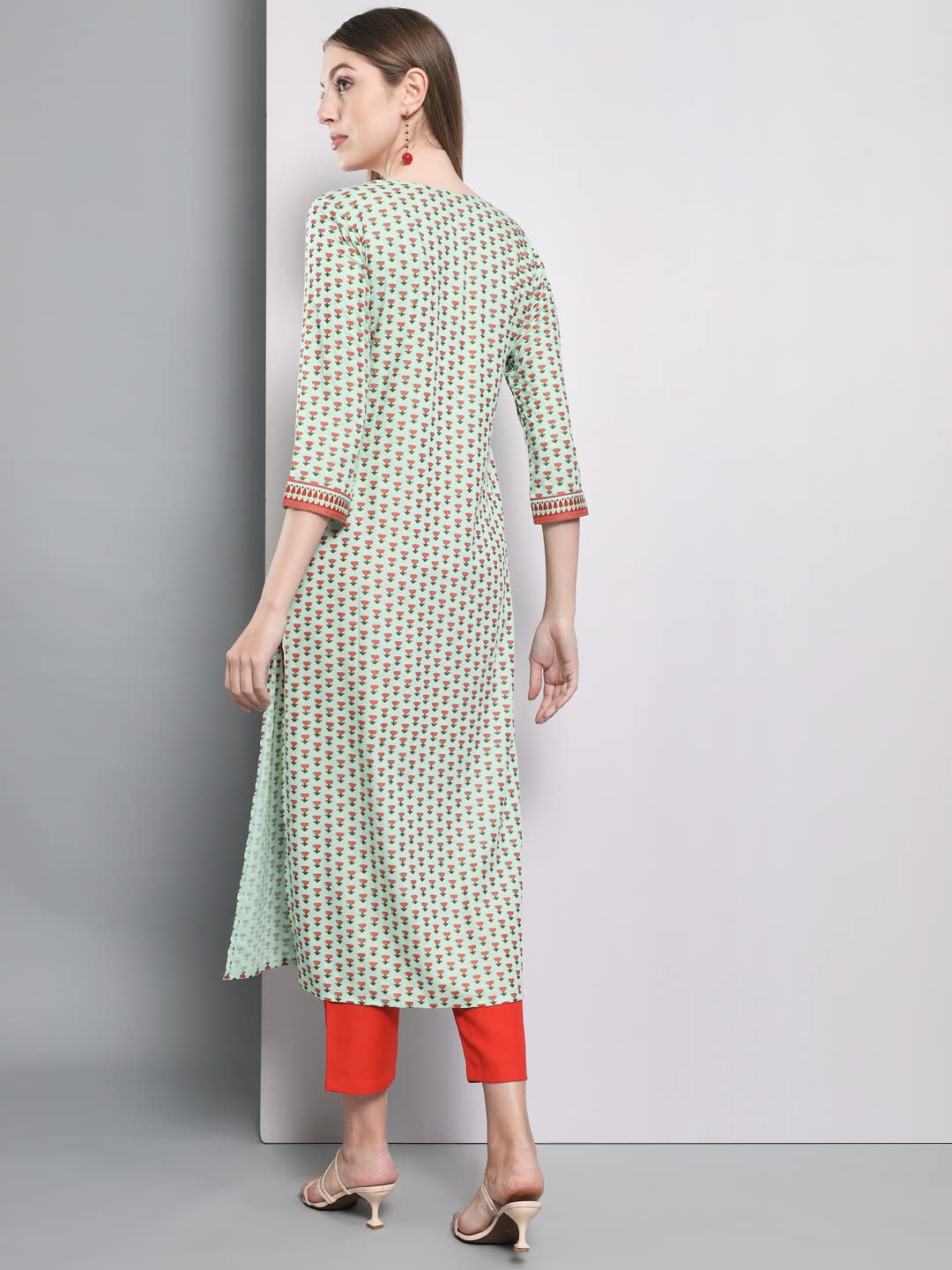 GoSriKi Women's Cotton Blend Traditional Straight Printed Kurta and Pant Set (AMD 555-GS)