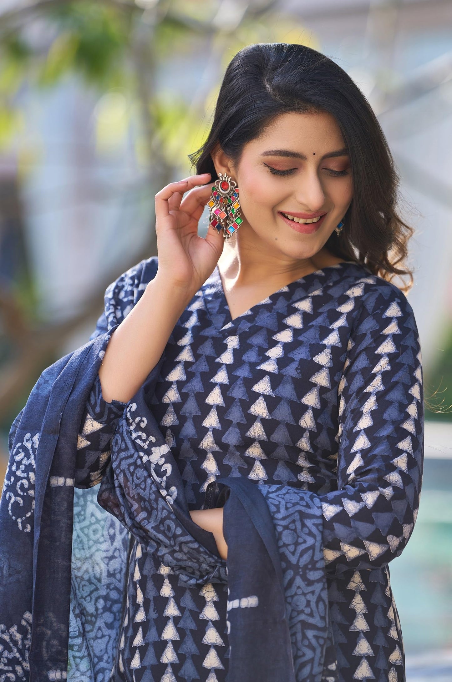 KLOSIA Viscose Women Straight Ikat Printed Kurta And Pant Set With Dupatta | Ethnic Set | Dupatta Set | Suit Set | Kurta Set | Wedding Suit