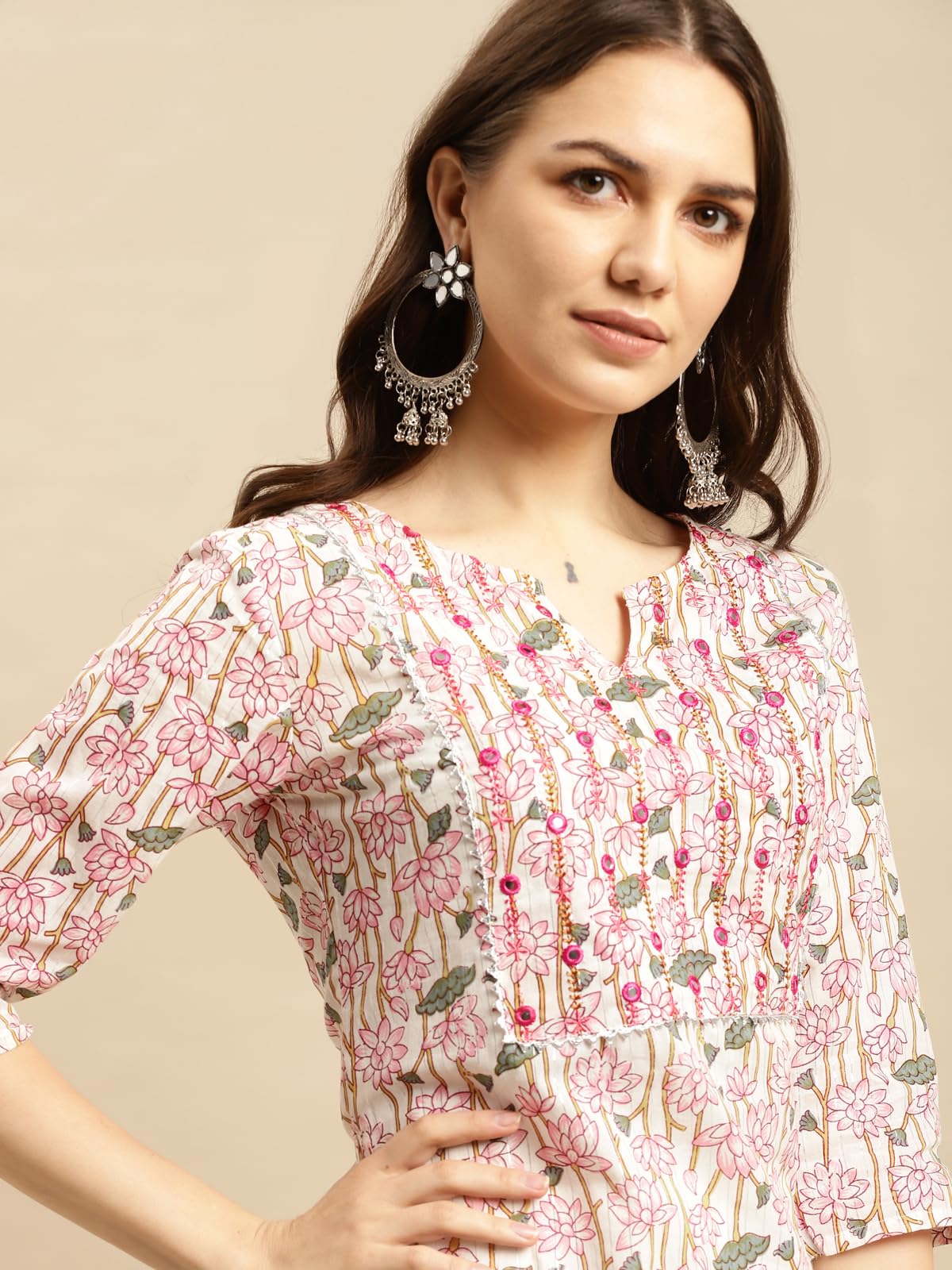 rangita Women Rayon Straight Kurti With Pant Set