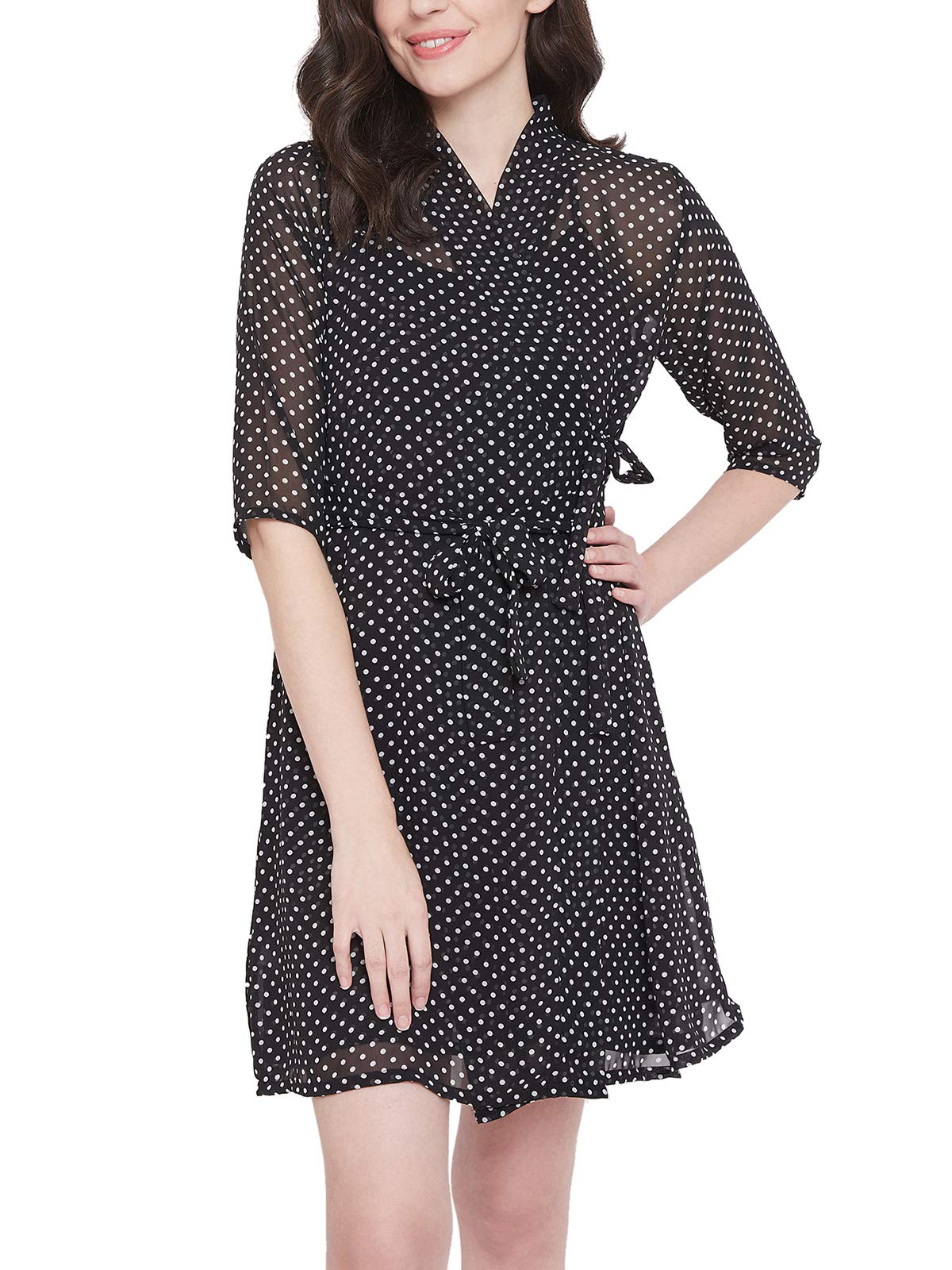 Clovia Womens Sheer Polka Print Short Robe (NS1329A13_Black_M)