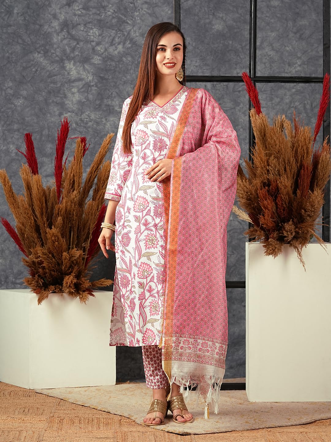 ANNI DESIGNER Women Cotton Blend Casual Style Kurta With Pant & Dupatta