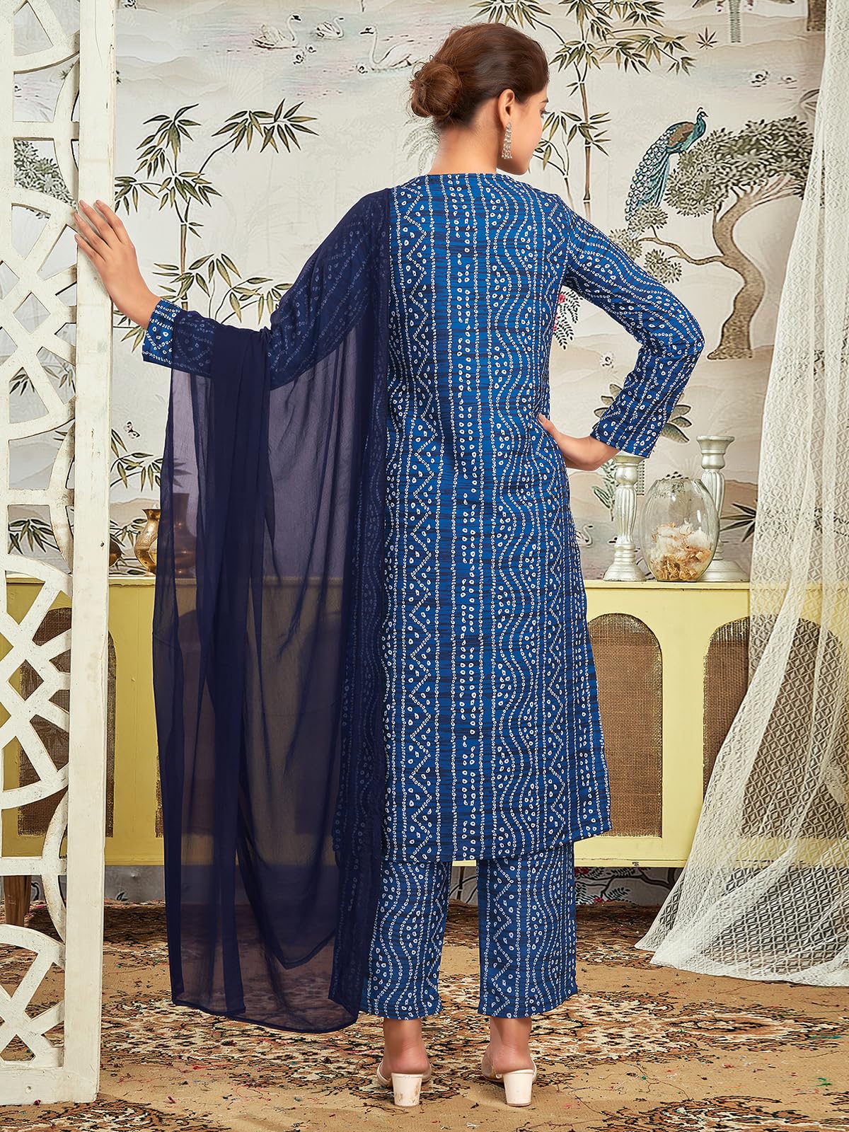Sanisa Women's Rayon Blend Bandhani Printed Straight Kurta with Pant and Dupatta Set