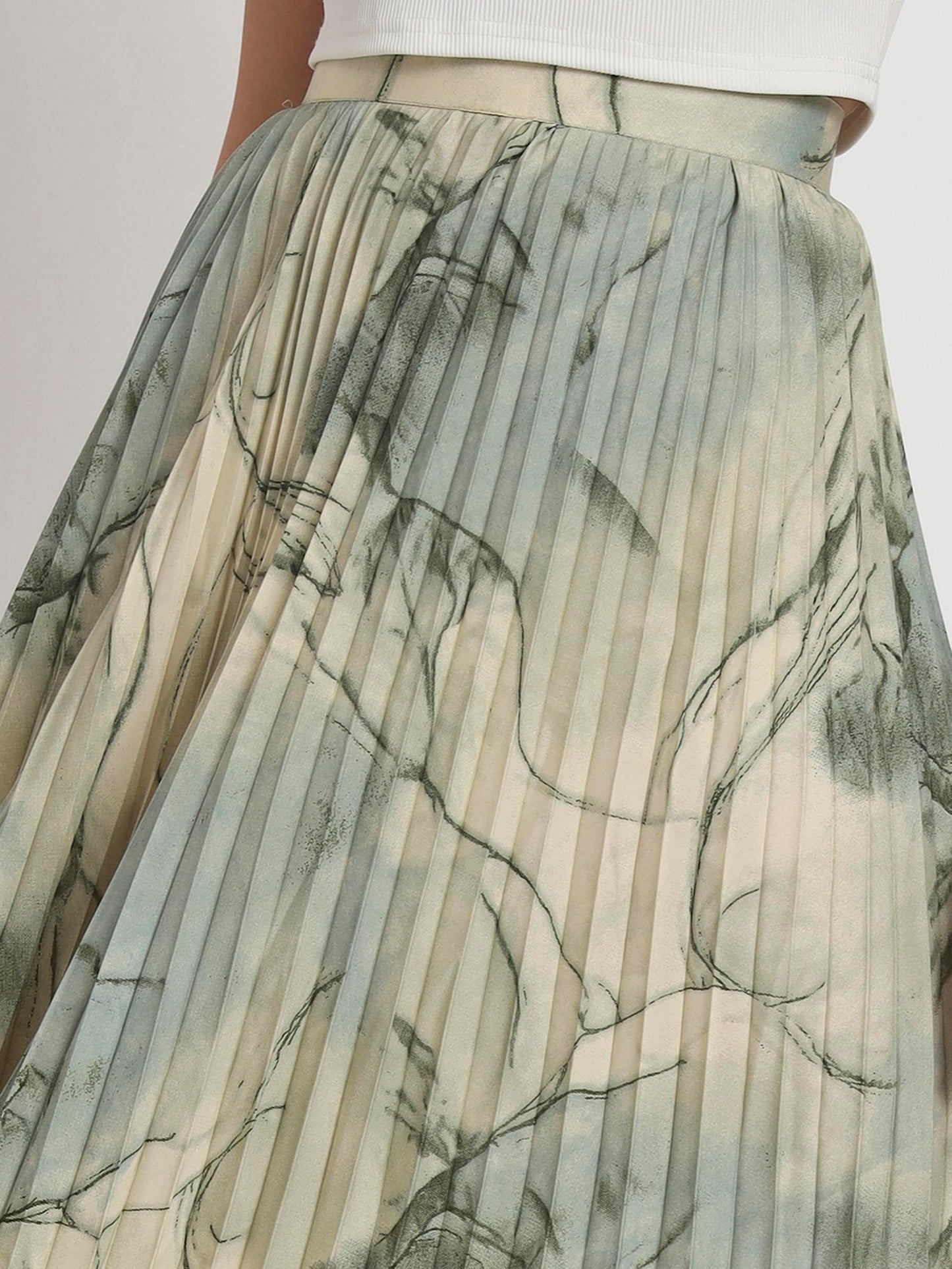 Kzully | Marble Elegance A WomanS A-Line Midi Printed Skirt Masterpiece