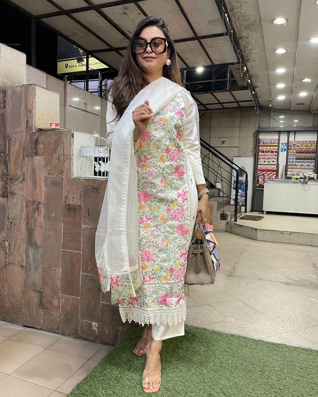 Gosriki WomenS Rayon Viscose Straight Embroidered Kurta With Pant & Dupatta (Karachi White-Gs_L_White_Large)