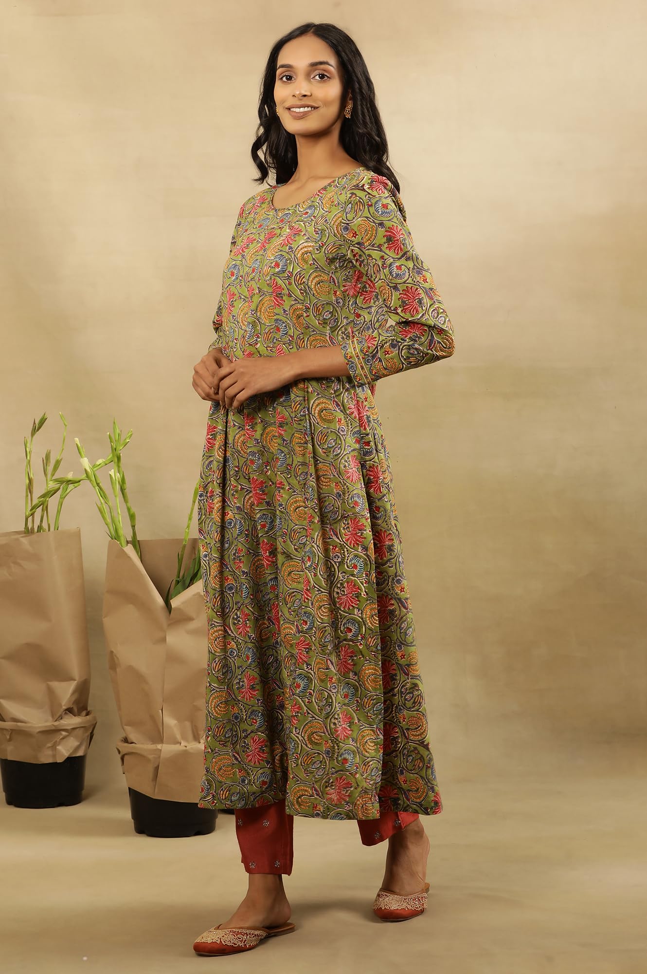 W for Woman Folksong by W Women Green Floral Print Cotton Flared Kurta