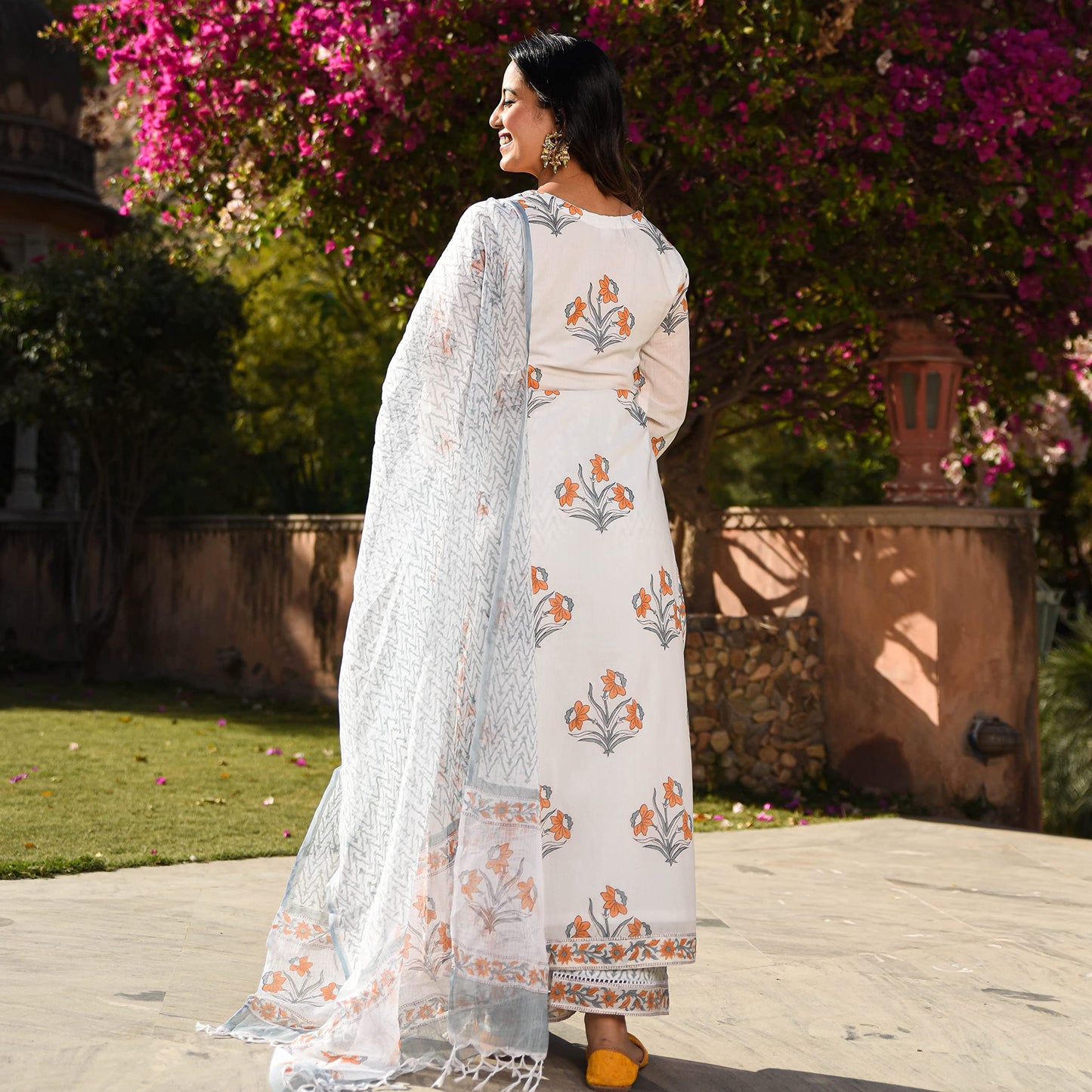 KLOSIA Women Rayon Block Printed Kurta Palazzo With Dupatta