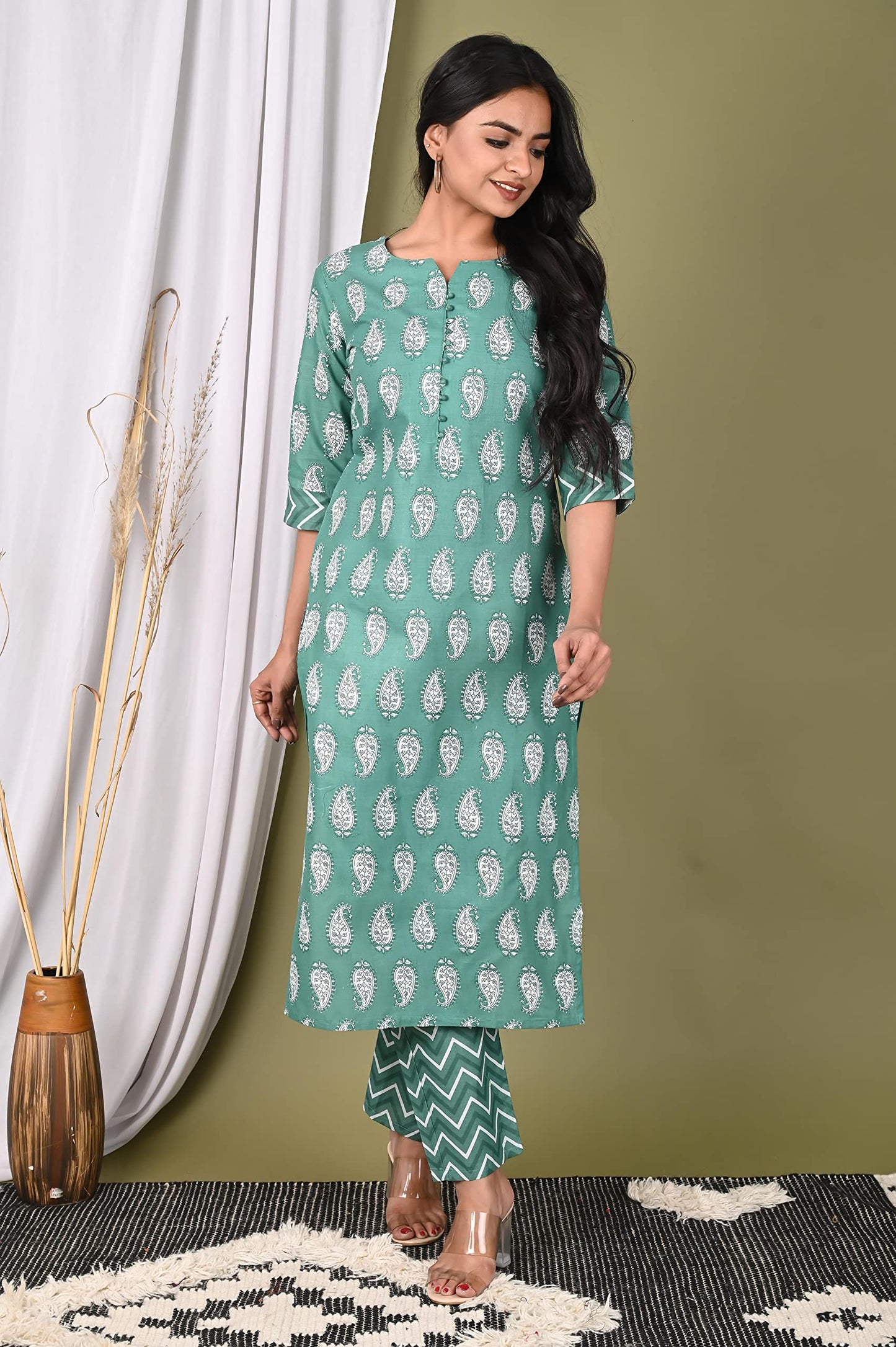 GoSriKi Women's Cotton Blend Straight Printed Kurta with Pant (Jugni-GO)