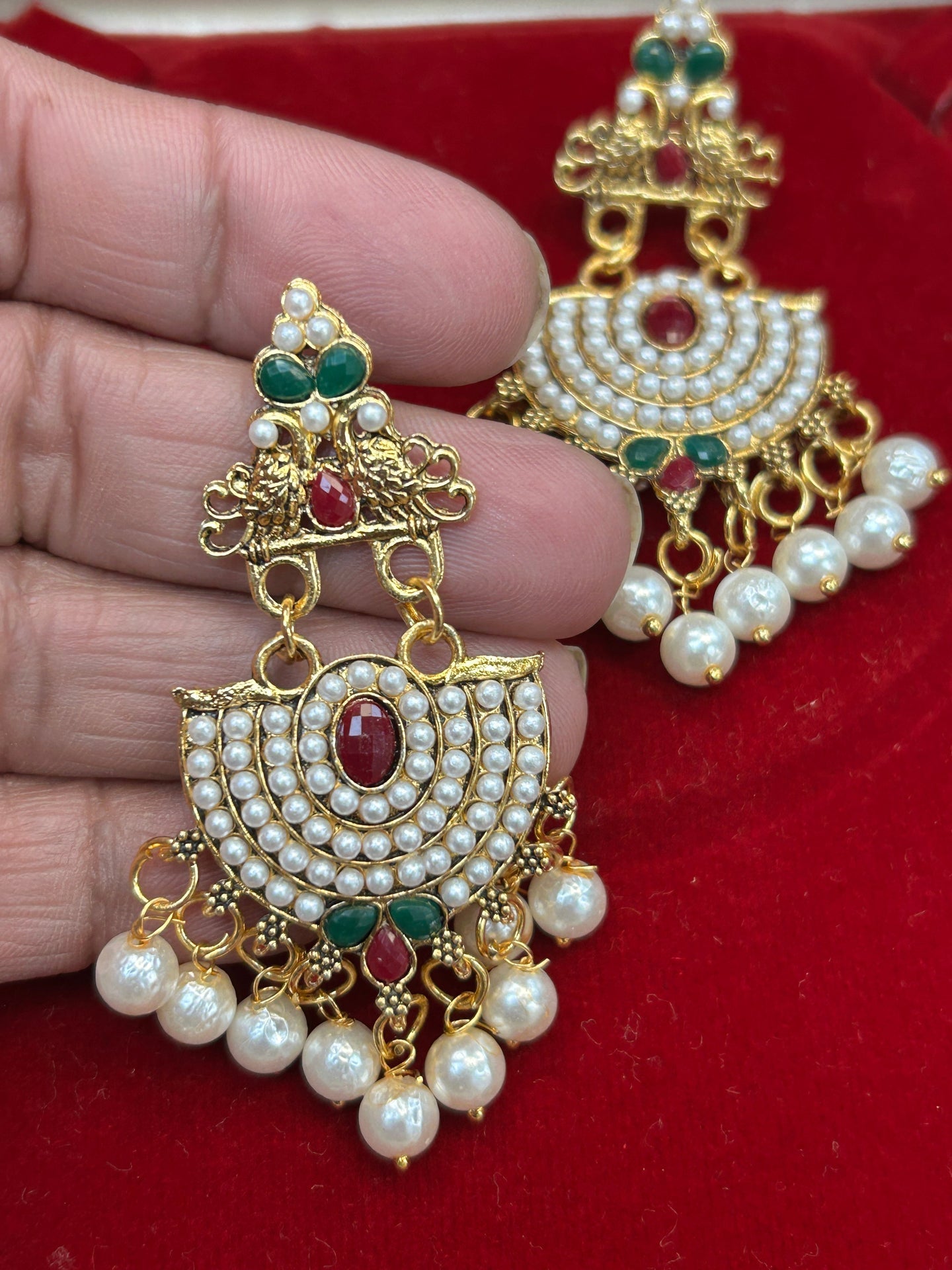 Pearl earrings