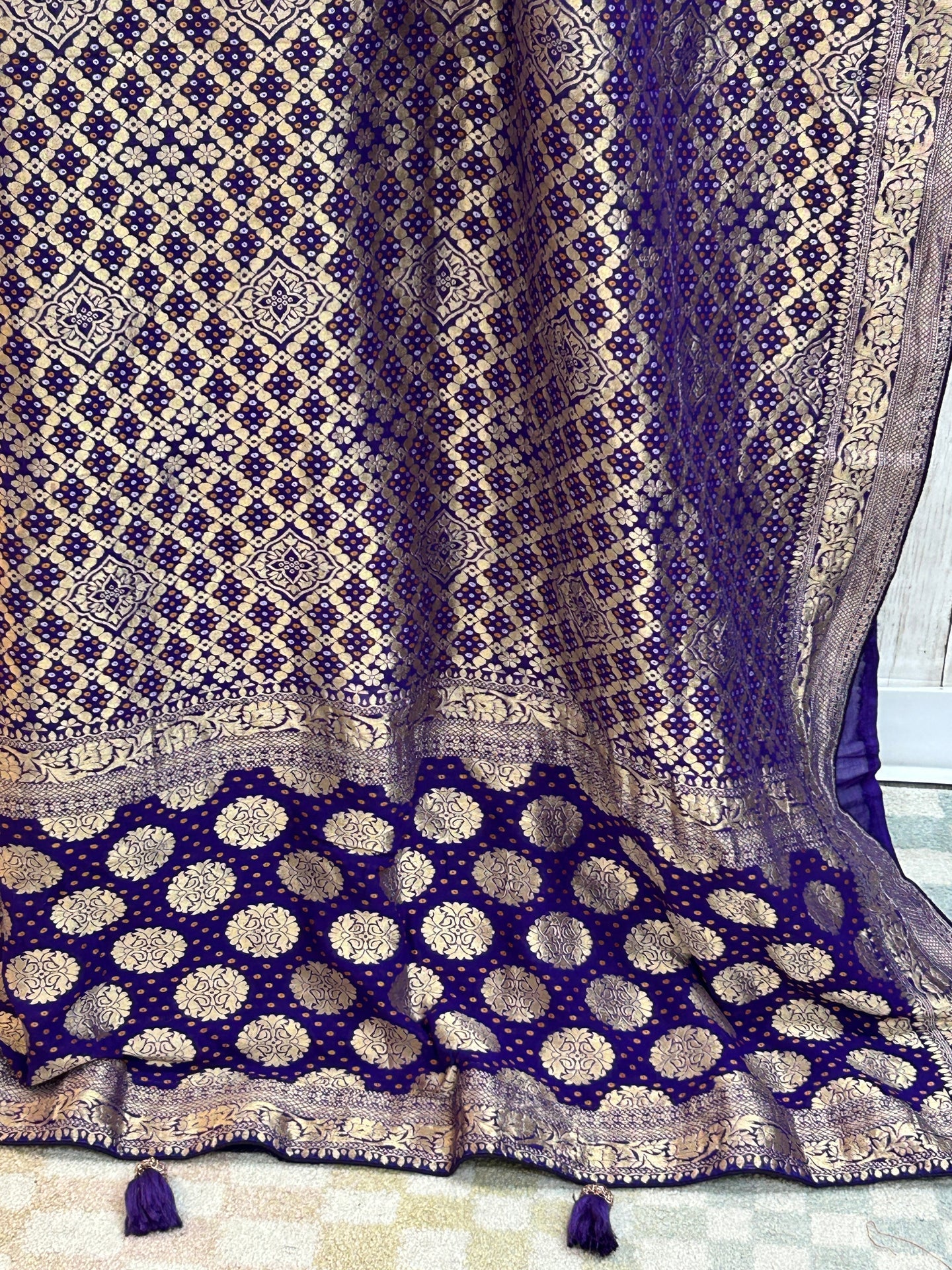 Bandhani patola saree