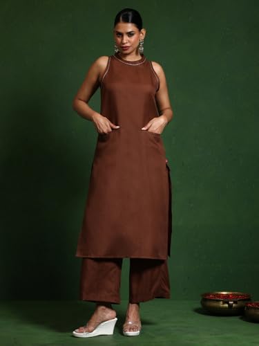 Varanga Women Round Neck Sleeveless Kurta With Trouser