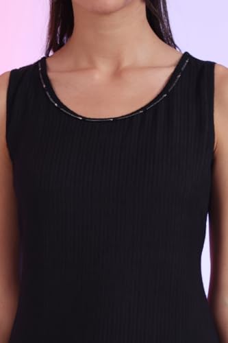 Aurelia Women's Black Solid Straight Kurta