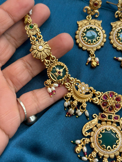 Gold look alike necklace