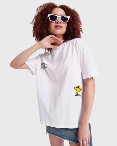 Bewakoof Official Peanuts Merchandise Womens Graphic Printed Oversized Fit Half Sleeve Round Neck Cotton T-Shirt_ 594428_White_