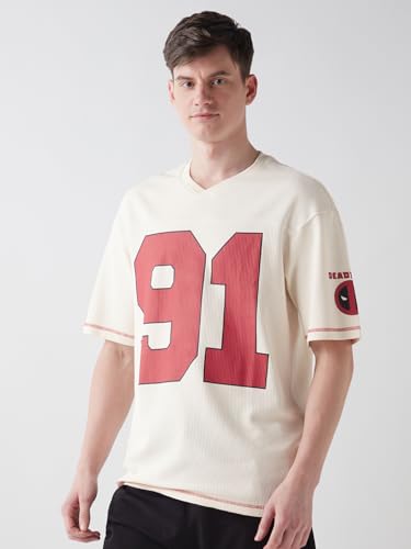 Bewakoof Heavy Duty 1.0 Official Marvel Merchandise Deadpool Men Textured Oversized Fit Half Sleeve V-Neck Blended T-Shirt_64868