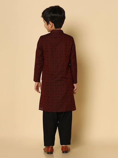 Kisah KidS Jacquard Full Sleeves Regular Fit Knee Length Woven Maroon Kurta (9-10Y)