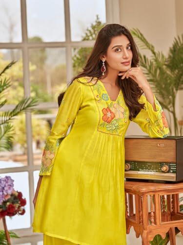 Varanga Floral Thread Embroidered Yoke Flared Kurta With Palazzo