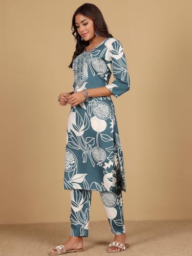 Varanga Women Round Neck Bold Print Kurta Set