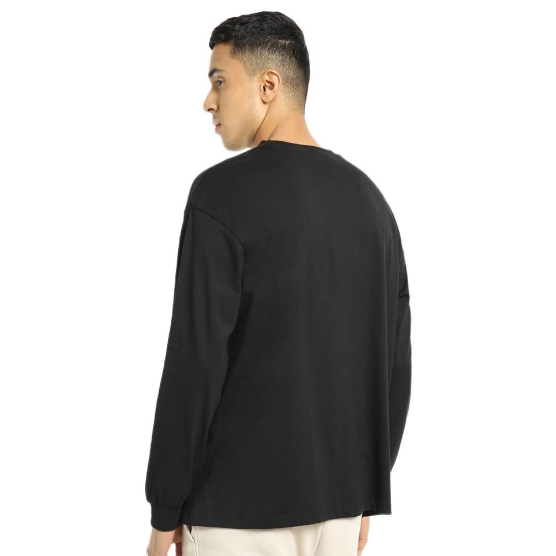 Bewakoof Mens Batman Poster Graphic Print Black Round Neck Long Sleeve Oversized Fit T-Shirt
