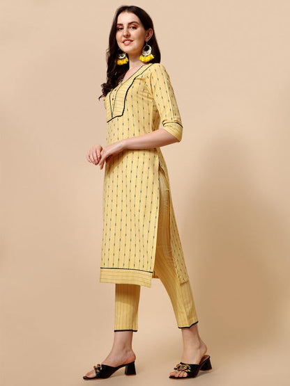 NAINVISH Women's Cotton Printed Straight Round Neck Kurta Pant with Dupatta (SD477_KBD_Yellow)