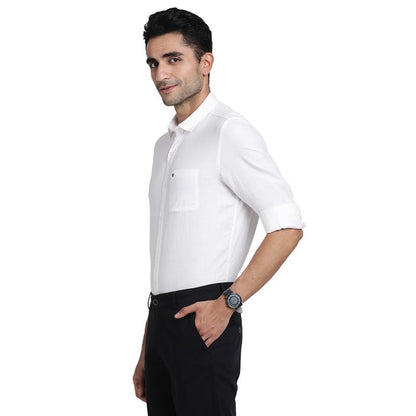 Turtle Men Cotton Lyocell White Solid Slim Fit Casual Shirts