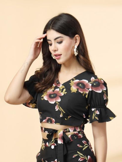 OOMPH! Crop Top, Black, mt894