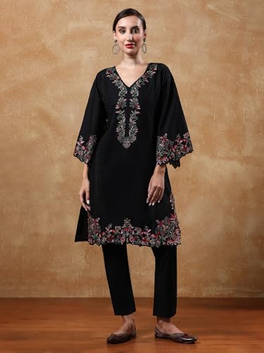 Varanga Women Embroidered V-Neck Pure Cotton Kurta Sets