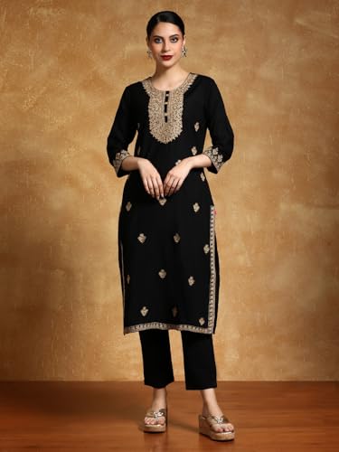 Varanga Women Floral Motif Thread Embroidered Yoke with All Over Buta Kurta Black