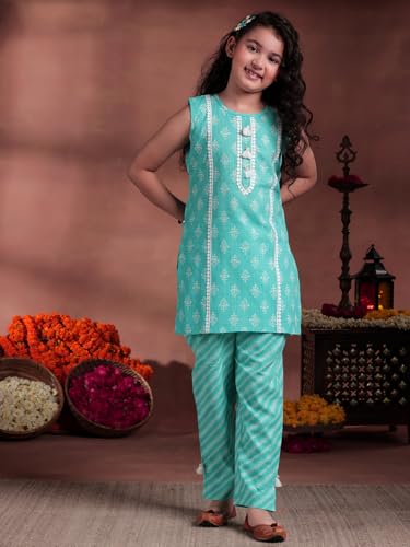 Libas Kids Womens Printed Cotton Straight Kurta With Trousers