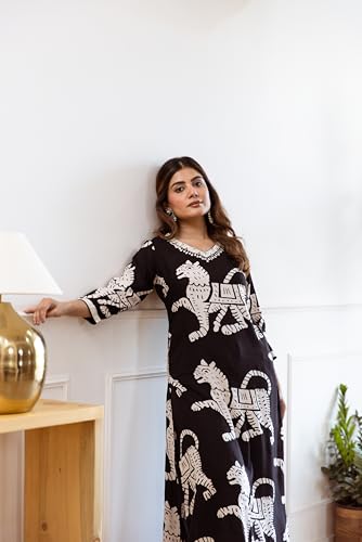 Ishin Black Rayon Quirky Printed Kurta With Pants