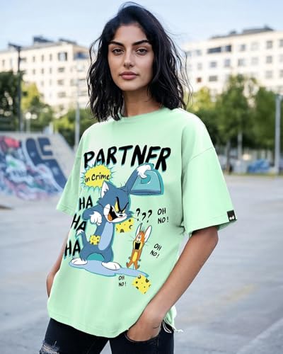 Bewakoof Official Tom & Jerry Merchandise Tom & Jerry Womens Graphic Print Oversized Fit Half Sleeve Round Neck Cotton T-Shirt_