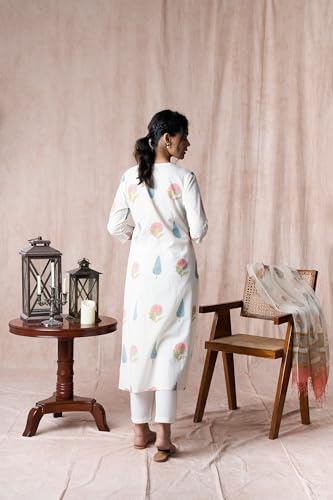 GoSriKi Women's Cotton Blend Printed Kurta Set with Trousers & Dupatta, XL, White, Model Nairiti