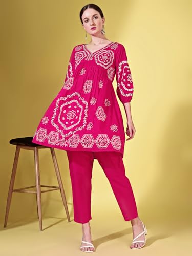 Womanista WomenS Pure Cotton Solid Regular Embroidered Co-Ord Set 9136_Fuchsia