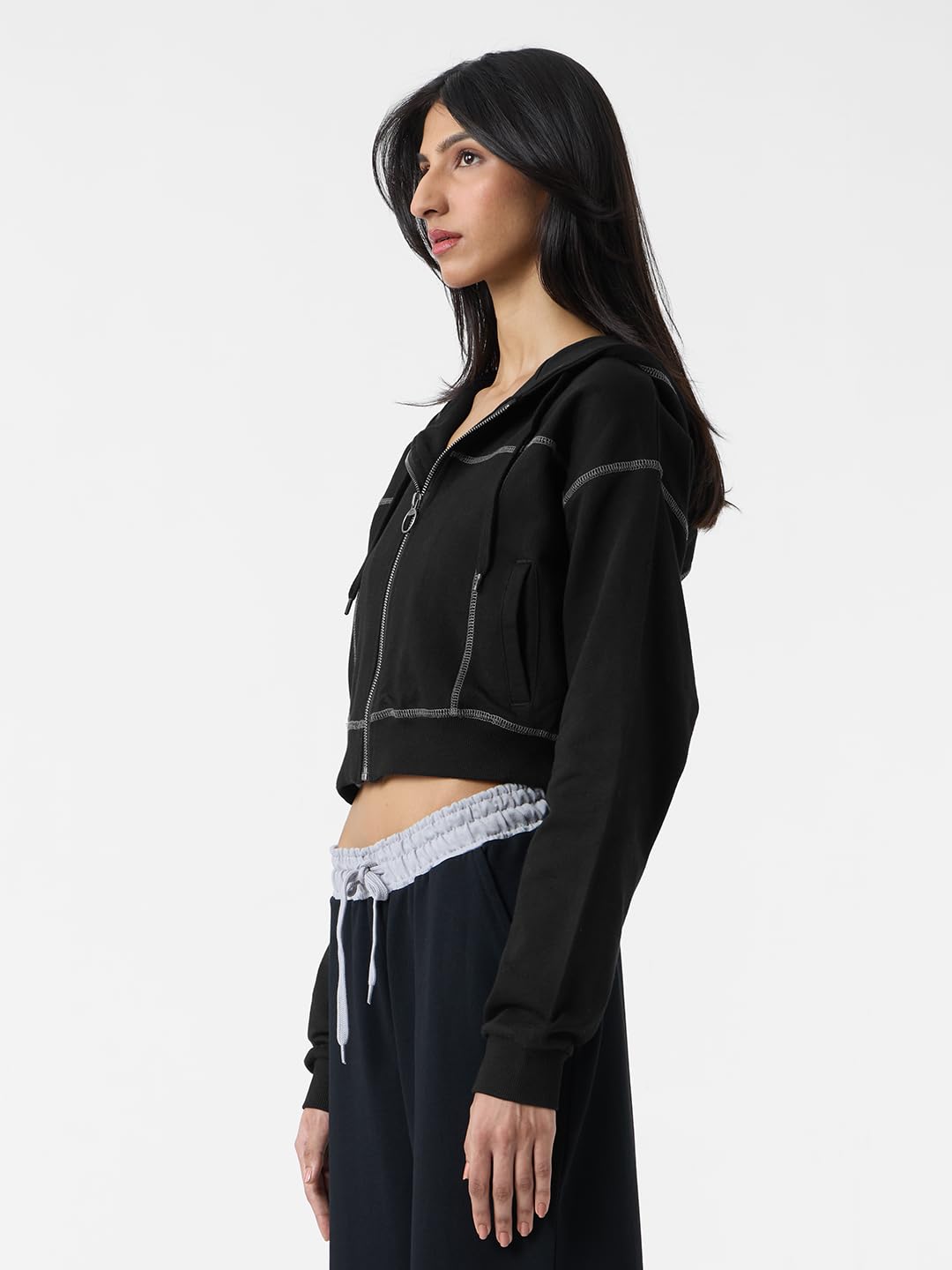 The Souled Store Black Oyster Women and Girls Long Sleeves Hooded Neck Zipper Front Cotton Cropped Oversized Hoodies