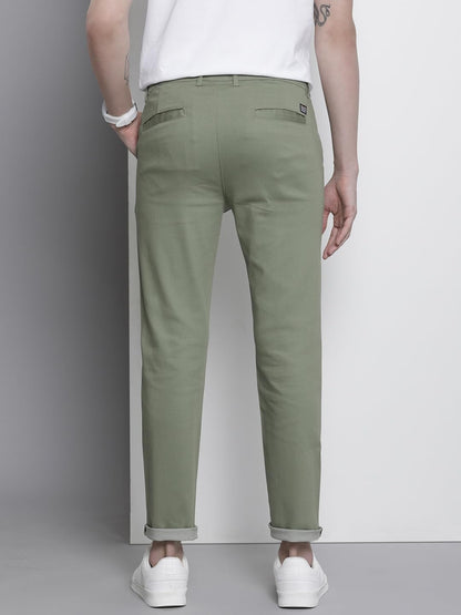 The Indian Garage Co Men Slim Fit Solid Mid-Rise Stretchable Chinos Oil Green