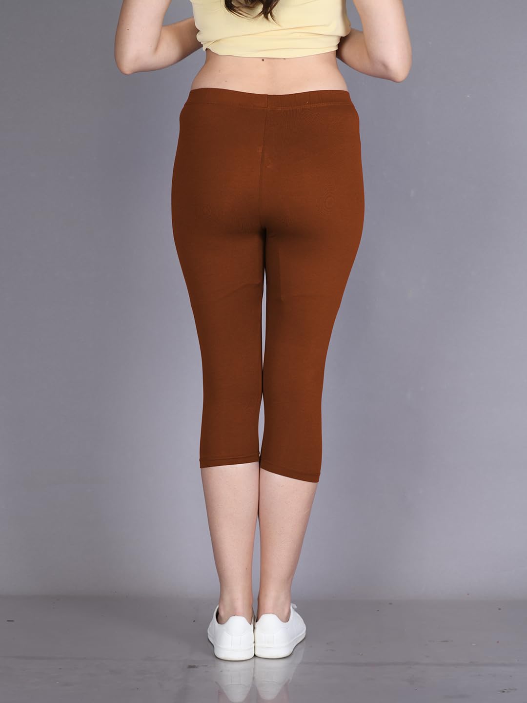 Lyra Women Solid Premium Cotton Capri
