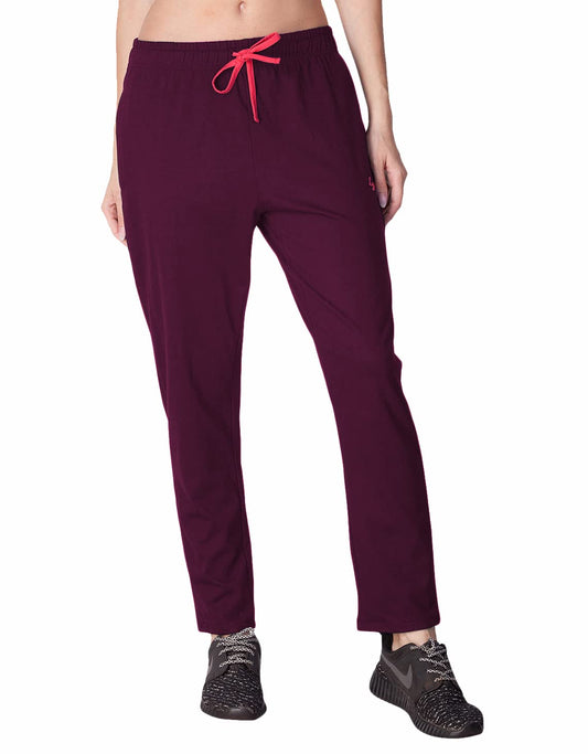 Lyra Womens Regular Fit Gym Track Pants With 2 Side Pockets 4 Way Stretchable Beige