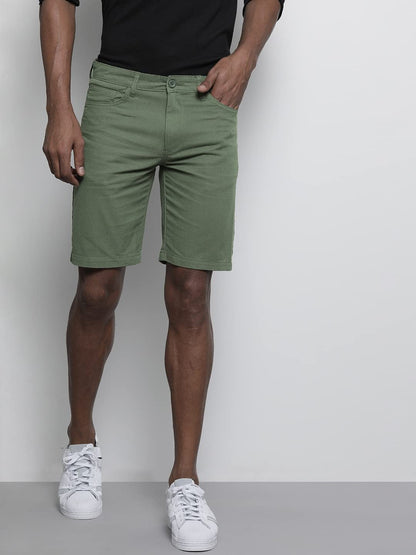 The Indian Garage Co Men Slim Fit Solid Mid-Rise Chino Shorts Green