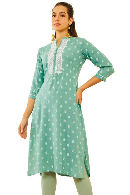 Soch Womens Green Rayon Embroidered Kurta with Thread Work