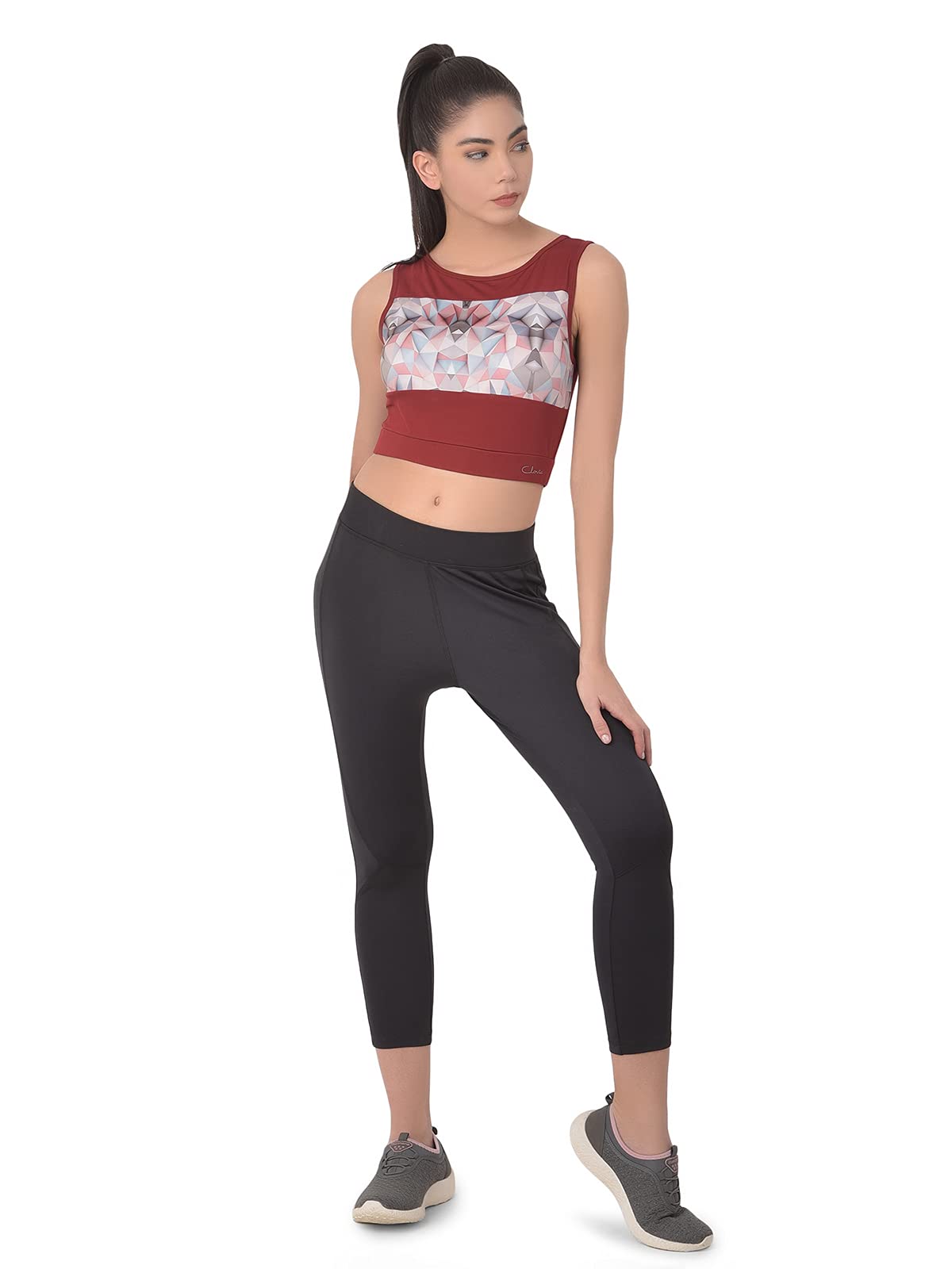 Clovia Womens Activewear Sports Crop Top (AT0152Q09_Maroon_L)