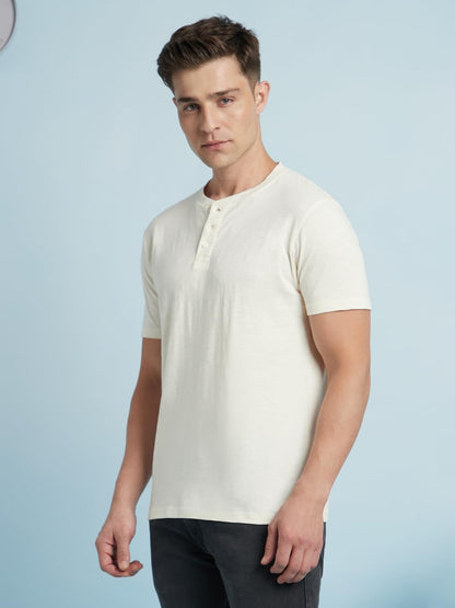 Dennis Lingo Men Cotton Slub Regular Fit Solid T-Shirts Off White