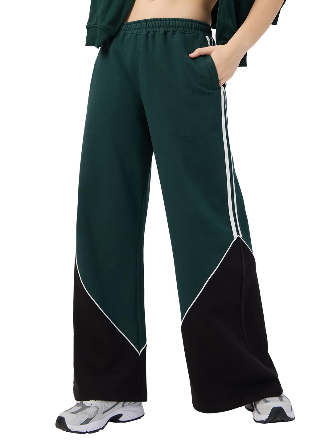 The Souled Store Solids : Emerald Green Women and Girls Pull On Cotton Super Baggy Fit Flared Joggers