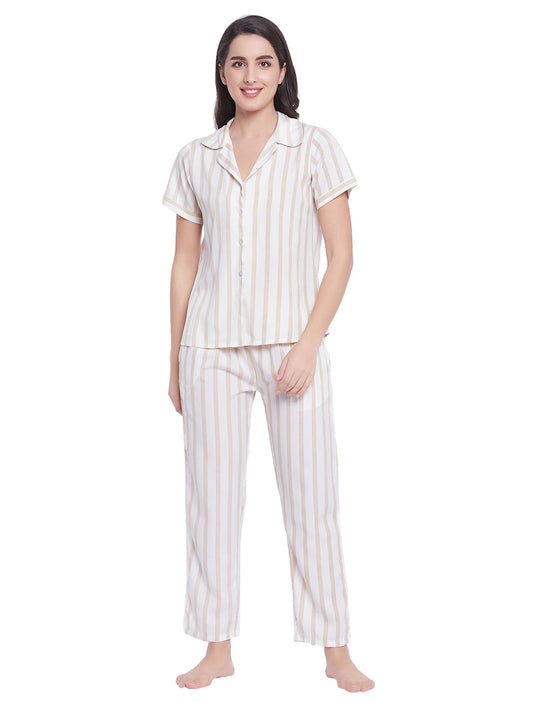 Clovia Womens Crepe Printed Button Down Shirt & Pyjama Set (LS0385H18_White_XL)