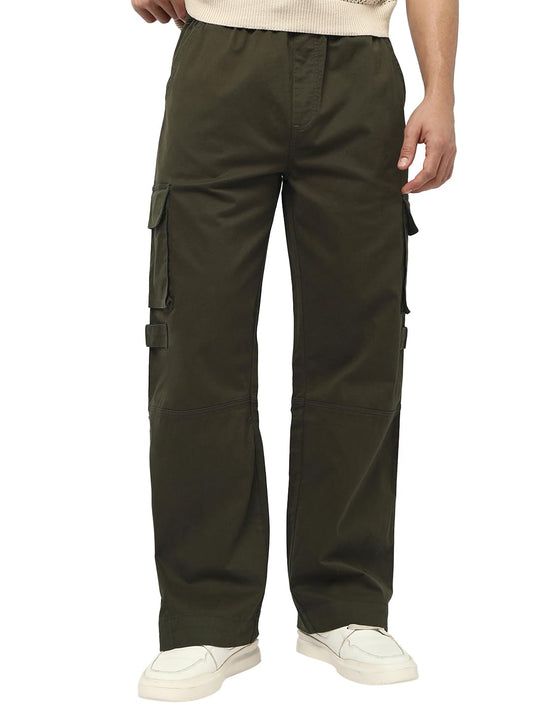 Bewakoof Mens Solid Straight Fit Cotton Lycra Blend Cargo Pant_664128_Green_36