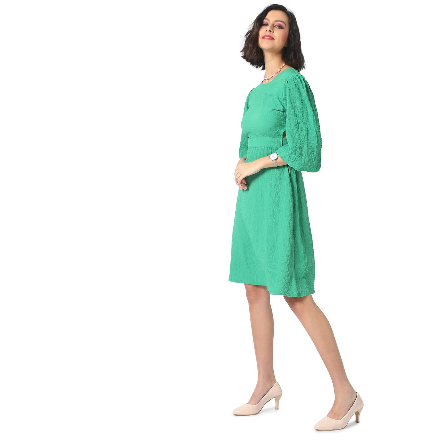 Campus Sutra Women'S Solid Shamrock Green Dress With Cutout Detail For Casual Wear | Quarter Sleeve | Polyester Midi Length Dres