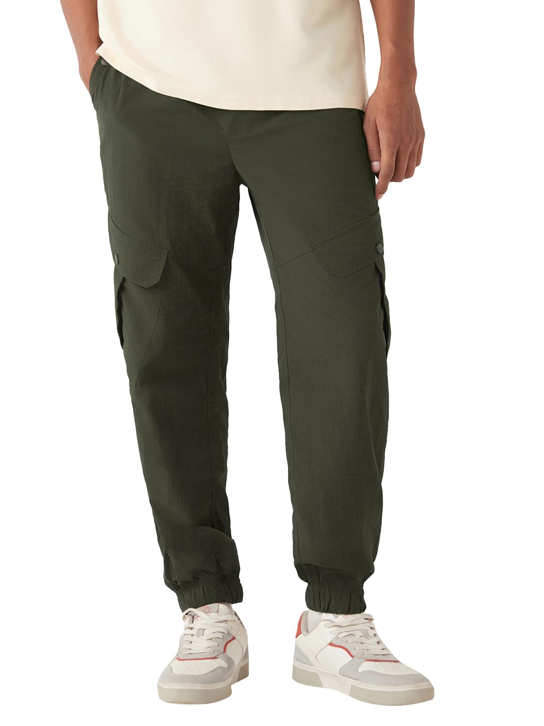 Bewakoof Mens Solid Super Loose Fit Nylon Joggers_648628_Green_XL