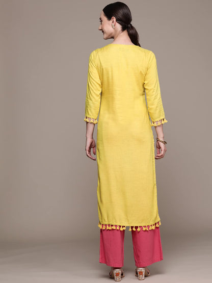 ishin Women's Green Embroidered A-Line Kurta