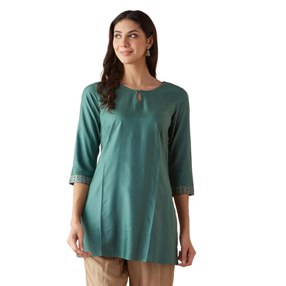 Fabindia WomenS Viscose Silk Solid Slim Fit Kurta (1038239Turquoise_Turquoise