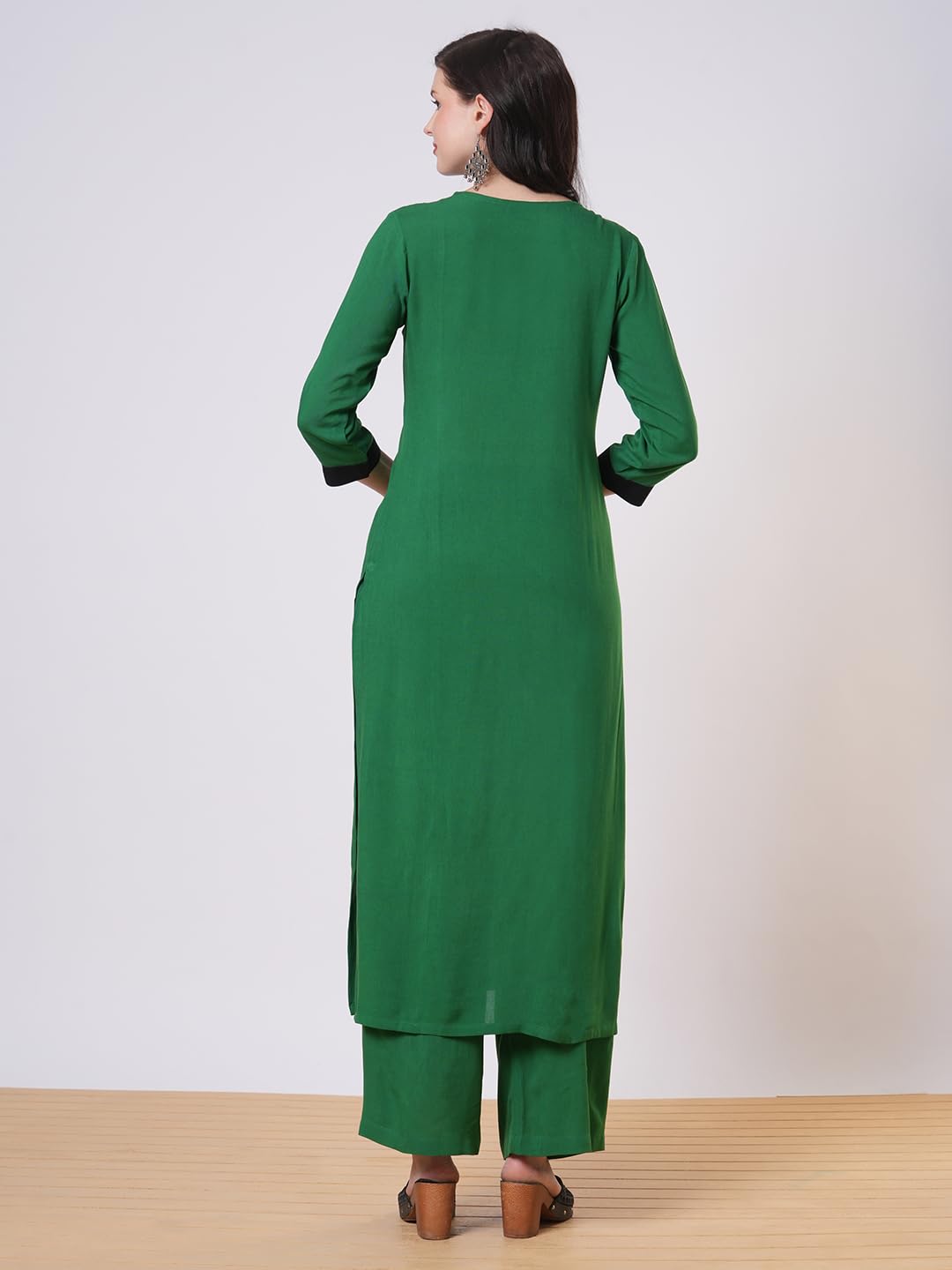 ANNI DESIGNER Women's Rayon Viscose Straight Solid Kurta with Palazzo