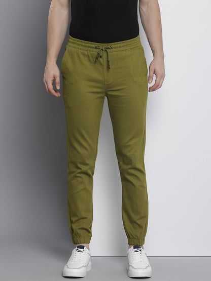 The Indian Garage Co Men Slim Fit Solid Mid-Rise Stretchable Chino Joggers